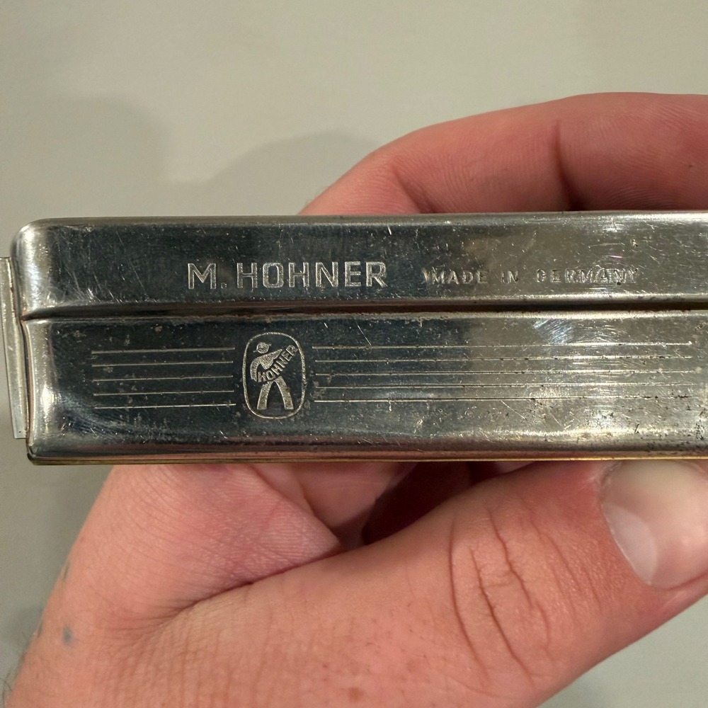 Vintage M Hohner Echo Harmonica Made in Germany Wood Comb Tremolo G Key - Picture 3 of 6
